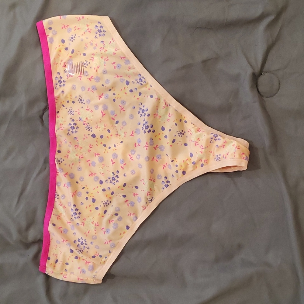 High Waisted Thong